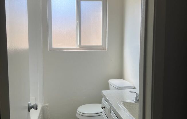 1 bed, 1 bath, 675 sqft, $1,675, Unit 07