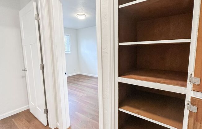 2 beds, 1 bath, 1,000 sqft, $1,400, Unit SC825