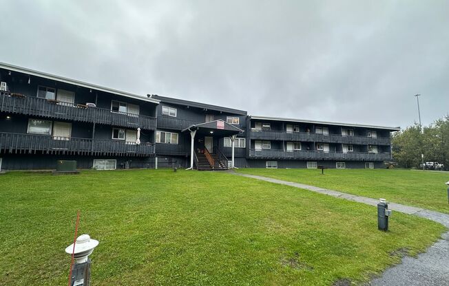 Studio, 1 bath, 500 sqft, $895, Unit 5