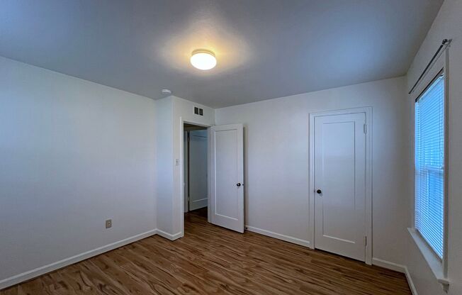 2 beds, 1 bath, $2,400