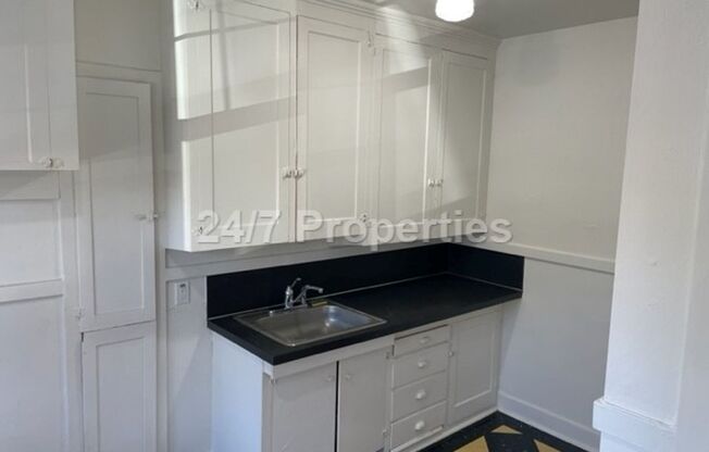 1 bed, 1 bath, 725 sqft, $1,495, Unit 1412