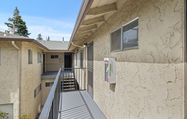 Fremont 854