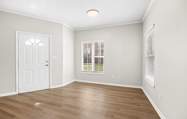 1 bed, 1.5 baths, 925 sqft, $1,405