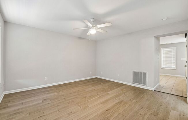 2 beds, 2.5 baths, 1,387 sqft, $1,395, Unit 0174