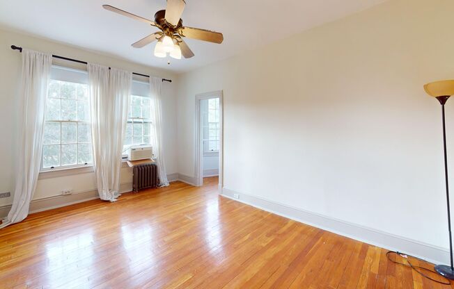 2 beds, 1 bath, $3,250, Unit Unit 301