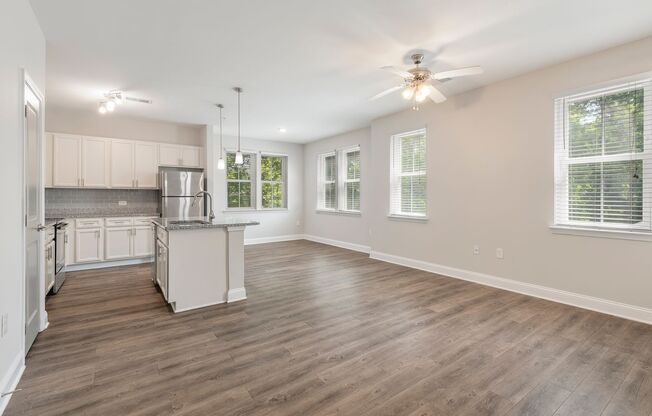 2 beds, 2 baths, 1,142 sqft, $1,845, Unit 1563-1203