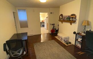 3 beds, 2.5 baths, $1,795