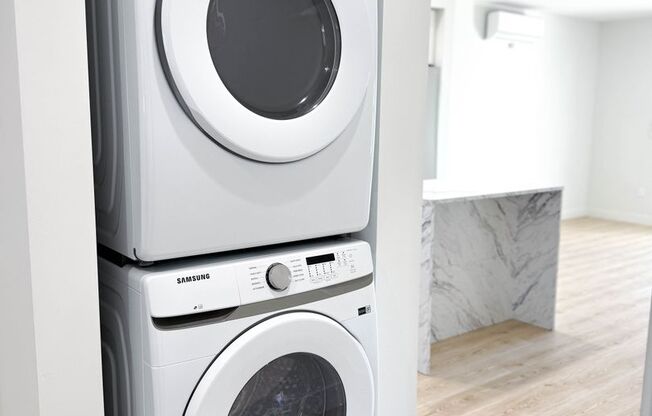 2 beds, 2 baths, 853 sqft, $3,295, Unit 221