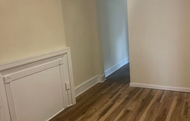 1 bed, 1 bath, $950, Unit 1