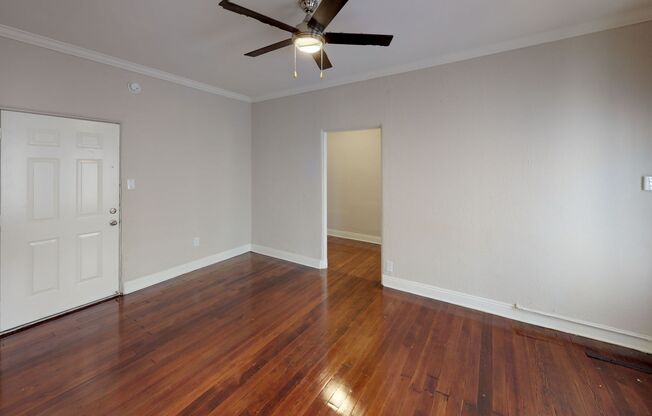 Elk Villas...Newly Remodeled Gorgeous Apartments...Prime Location!