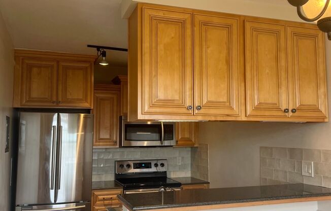 1 bed, 1 bath, 725 sqft, $1,400, Unit Apt. 4H