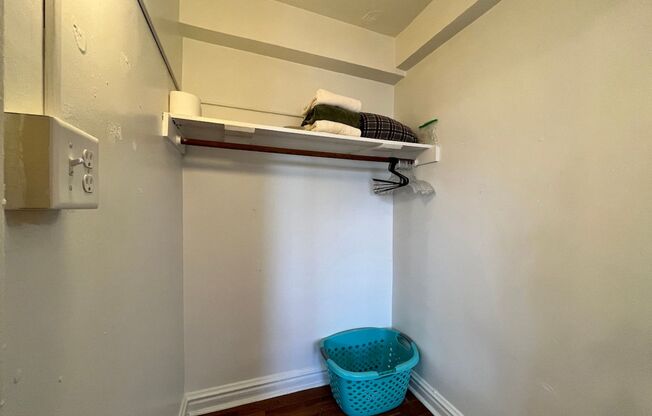 Studio, 1 bath, 400 sqft, $965, Unit 501