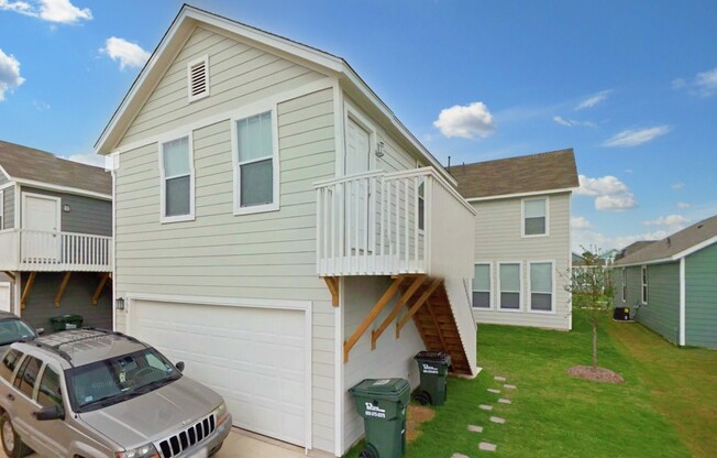 336 PERRY ST