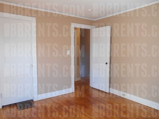 3 beds, 1 bath, $1,195