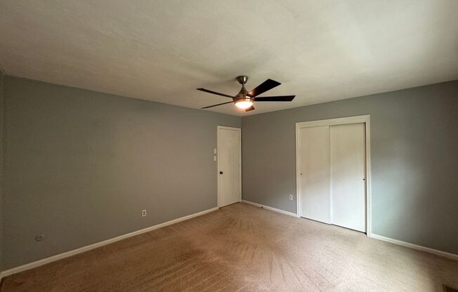 Welcome to this charming 3 bedroom "ASK ABOUT OUR ZERO DEPOSIT"
