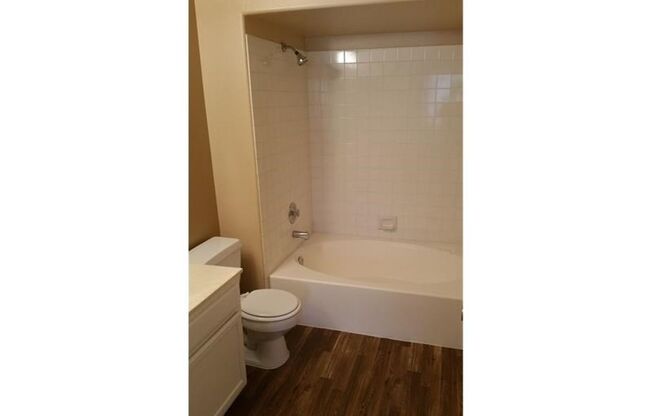 2 beds, 2 baths, $1,500