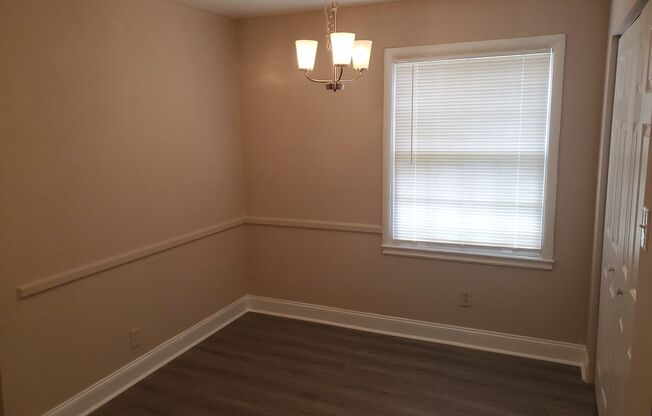 2 beds, 1 bath, 850 sqft, $1,499, Unit 369