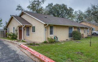 What a charmer!  Ideal North Austin Location!
