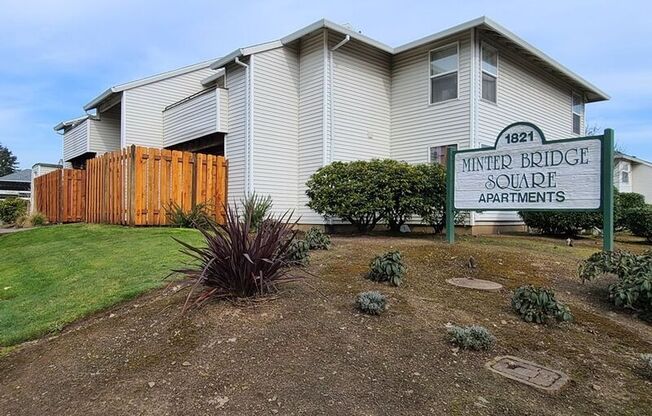 1821 SE MINTER BRIDGE RD, UNIT 17