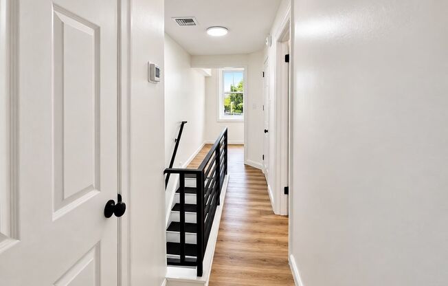2 beds, 1 bath, $1,175, Unit #3