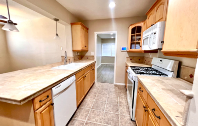 216 Avenue H A
