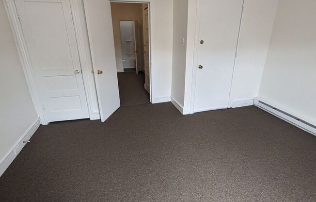 1 bed, 1 bath, 600 sqft, $850, Unit 2nd Fl.