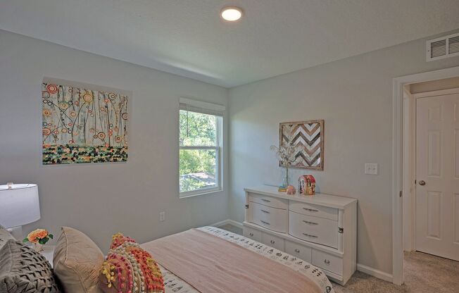 3 beds, 2.5 baths, 1,652 sqft, $2,200, Unit 5432