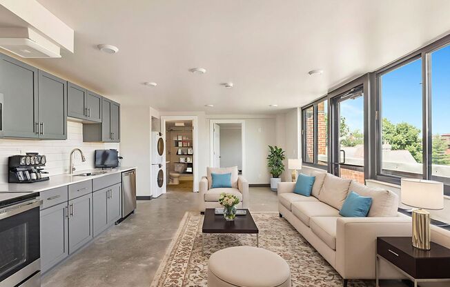 2 beds, 2 baths, 807 sqft, $1,550, Unit 703