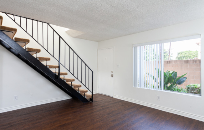 11102 EXCELSIOR DR