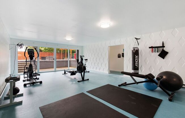 2 beds, 2 baths, 1,060 sqft, $2,695, Unit 3520 - 206