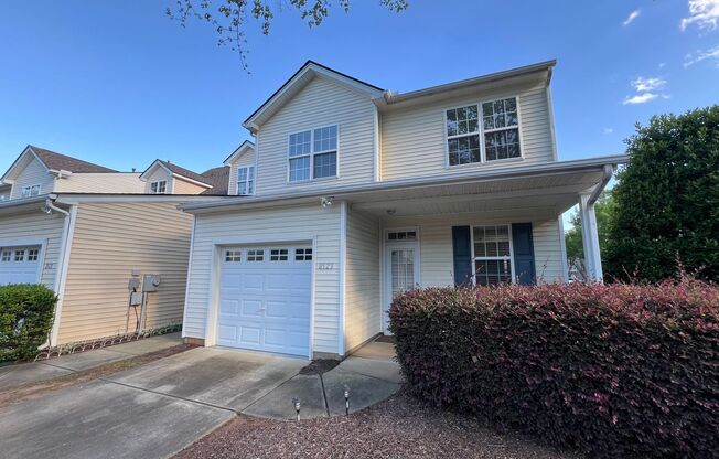 Beautiful 3BD, 2.5BA Raleigh Townhome in the Briar Creek Community with Tons of Natural Light and First Floor Master Bedroom