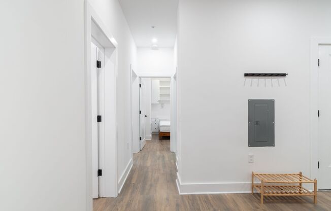 1 bed, 1 bath, 100 sqft, $1,350