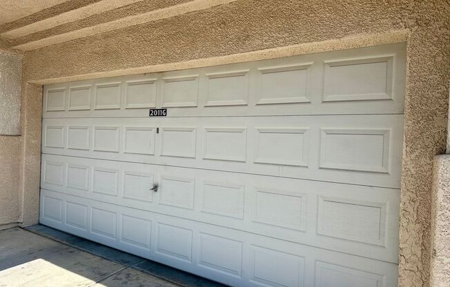 2 beds, 2 baths, $1,650, Unit UNIT 2011