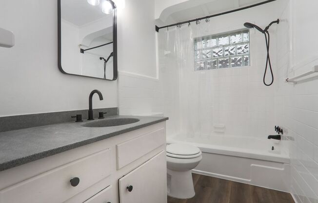 1 bed, 1 bath, 750 sqft, $1,099, Unit 6