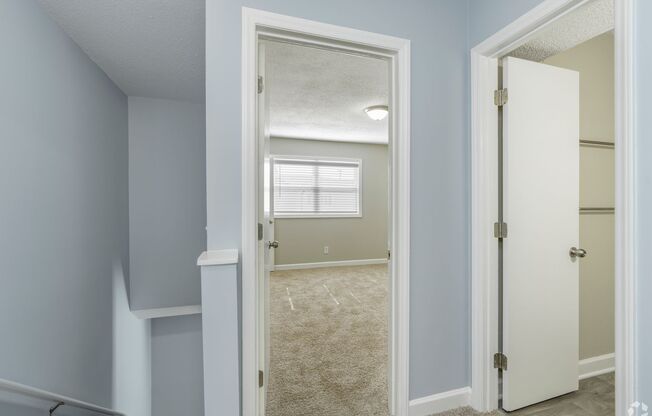 2 beds, 1.5 baths, 1,000 sqft, $1,275, Unit 11