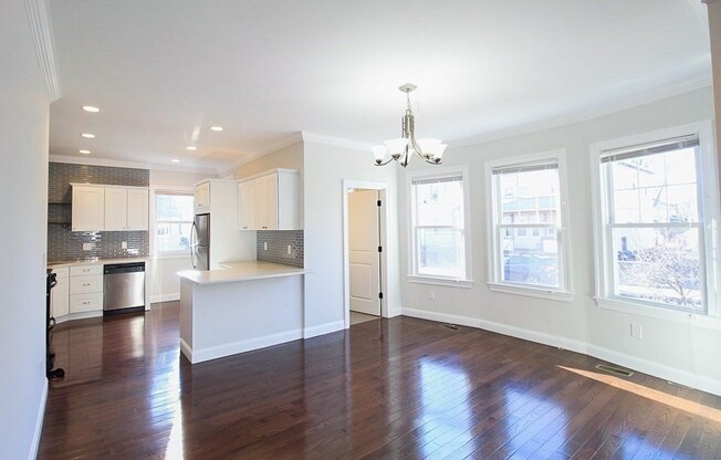 30 Holton St # 3O