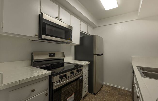 1 bed, 1 bath, 800 sqft, $2,599, Unit 316