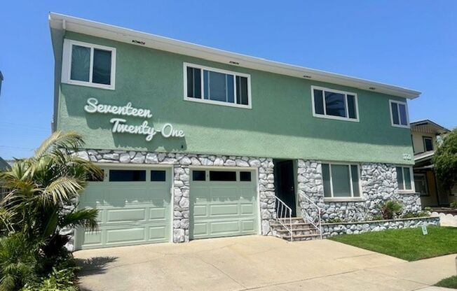 Coming Soon! Newly Renovated 1-Bedroom Upper Unit in Alamitos Beach