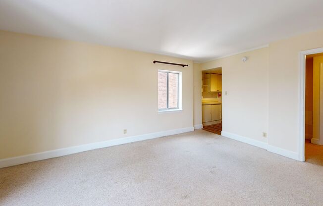 Large Studio Above the Heart of Dupont Circle