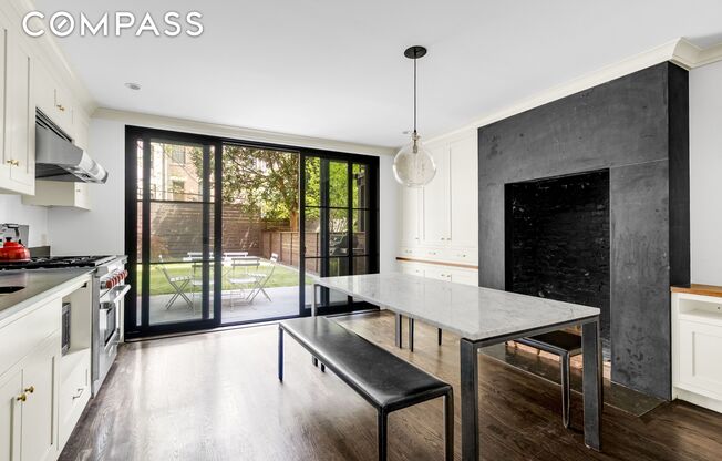 125 W 132 ST