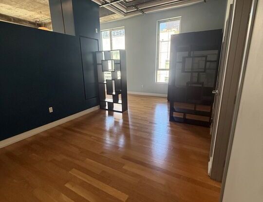 1 bed, 1 bath, 820 sqft, $2,950, Unit 731