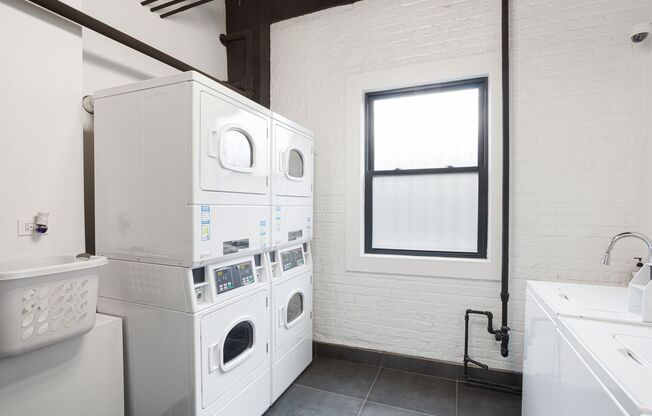 2 beds, 1 bath, 549 sqft, $2,450, Unit 8E