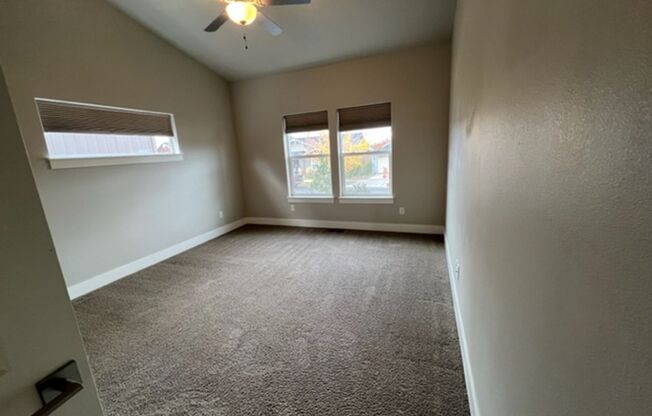 3 beds, 2 baths, $2,700