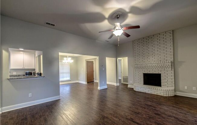 Updated 3 Bedroom/2 Bath w/ Open Floorplan and Big Backyard w/ lots of shade trees