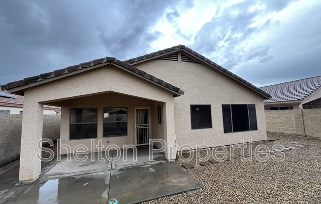17476 W COYOTE TRL DR