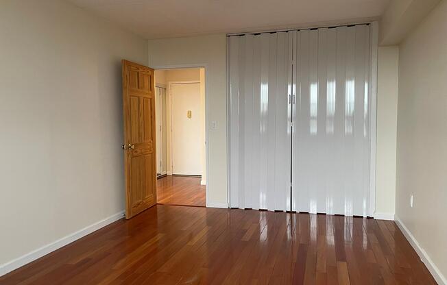 1 bed, 1 bath, 650 sqft, $3,850, Unit 14F