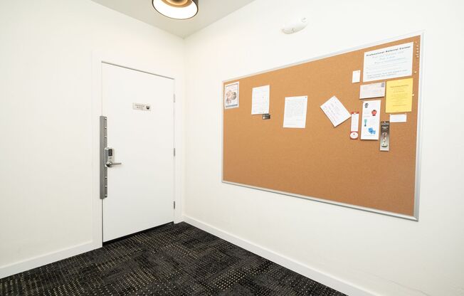 1 bed, 1 bath, 550 sqft, $1,400, Unit 105