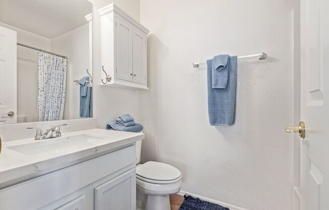2 beds, 2 baths, $1,995