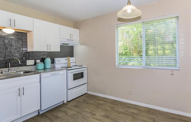 1 bed, 1 bath, 540 sqft, $1,229