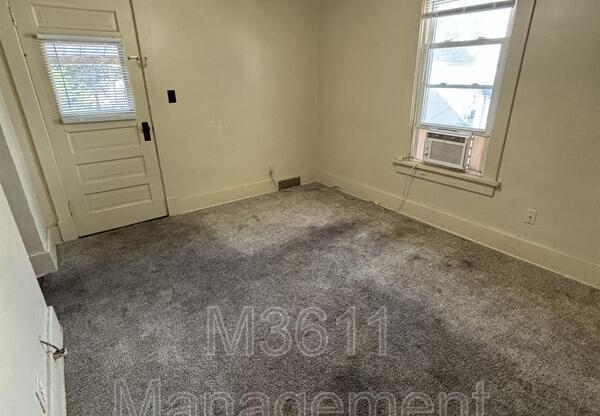 1727 S 13 ST